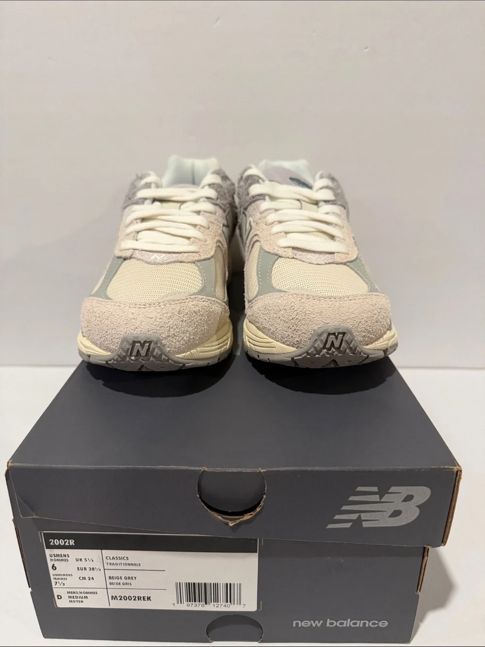 NB2002R ‘Linen’ Size 6 (M2002REK)